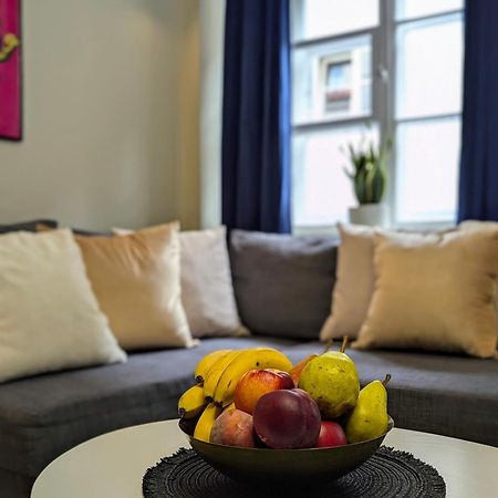 Bella Luna Luxury Suites - Spacious 1Br In Old Town Varsó Kültér fotó